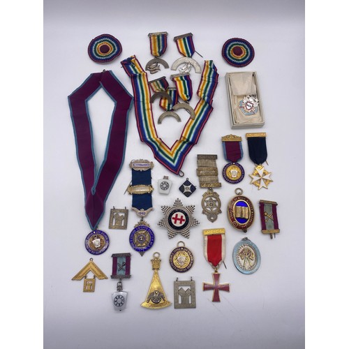 480 - TRAY OF FREE MASONRY MEDALLIONS AND JEWEL'S, ROYAL ARC MARINA LODGE GRAND LODGE OF MARK MASTER MASON... 