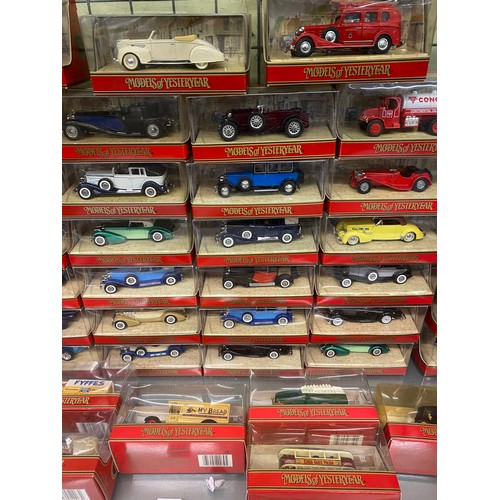 325 - SHELF OF MODELS OF YESTER YEAR Y SERIES MINT AND BOXED DIE CAST CARS