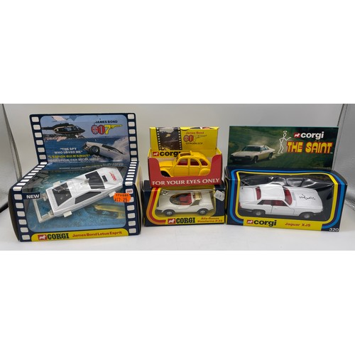 538 - CORGI MINT AND BOXED 269 JAMES BOND LOTUS, JAMES BOND CITROEN 2CV, 380 ALFA ROMEO, 320 THE SAINT JAG... 