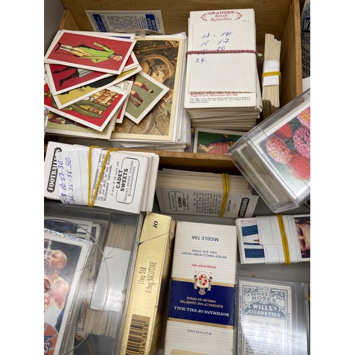 596 - FILE BOX OF SETS AND SPARES OF GRANDEE TOBACCO CARDS, CADET SWEET, TRADING CARDS, PANINI