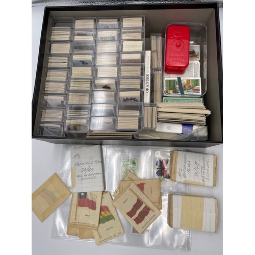 595 - BOX - PLASTIC BOXES OF VARIOUS CIGARETTE CARDS, SILK CARDS, AND SWAPS