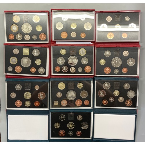 592 - PROOF SETS COINAGE OF GREAT BRITAIN AND NORTHERN IRELAND 1990 THROUGH TO 1999