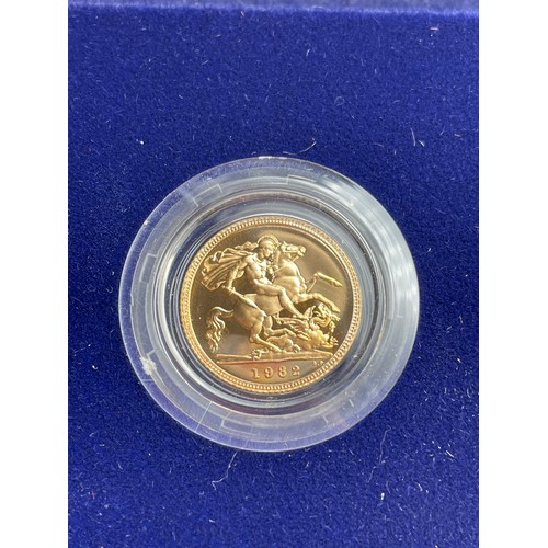 586 - 1982 PROOF GOLD HALF SOVEREIGN