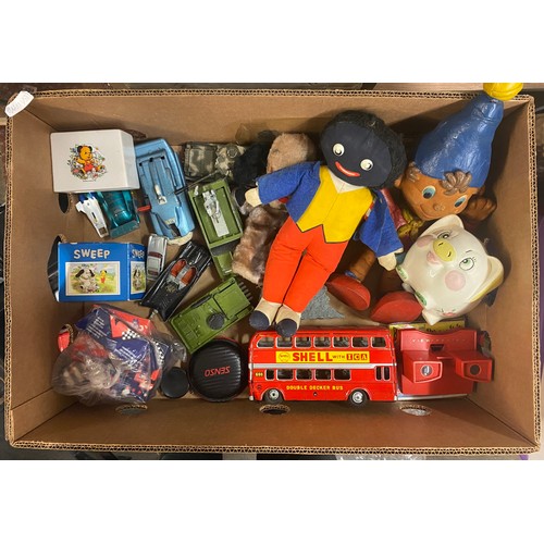 436 - CORGI DIE CAST MODEL CARS, TIN PLATE DOUBLE DECKER BUS, SWEEP HAND PUPPET AND OTHER TOYS, AND A VIEW... 