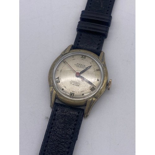 573 - GENTLEMAN’S PIERCE 17 JEWEL WRISTWATCH ON LEATHER STRAP