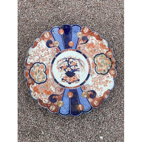 458 - 19TH CENTURY JAPANESE IMARI WALL CHARGER WITH SCALLOPED RIM 64CM DIAMETER (A/F OLD RESTORATION)