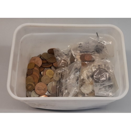 476 - TUB OF MIXED GB PRE DECIMAL AND OTHER WORLD COINS