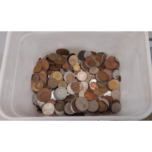 476 - TUB OF MIXED GB PRE DECIMAL AND OTHER WORLD COINS