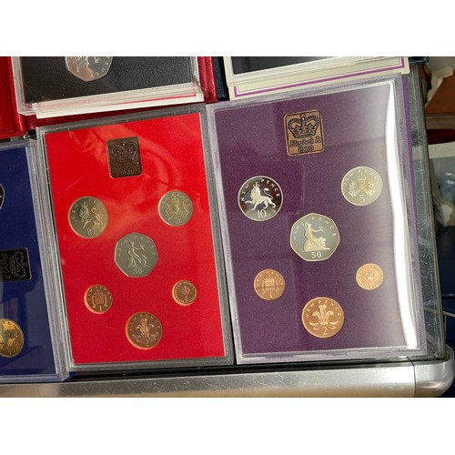 591 - PROOF COINAGE OF GREAT BRITAIN AND NORTHERN IRELAND 1980 THROUGH TO 1989