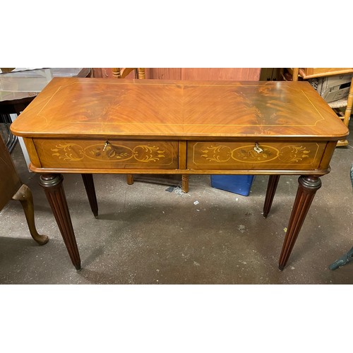 111 - REPRODUCTION ITALIAN FOLIATE MARQUETRY SIDE TABLE FITTED WITH DRAWERS WITH FLUTED TAPERED LEGS L114.... 