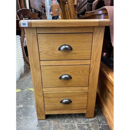 86 - OAK THREE DRAWER CHEST