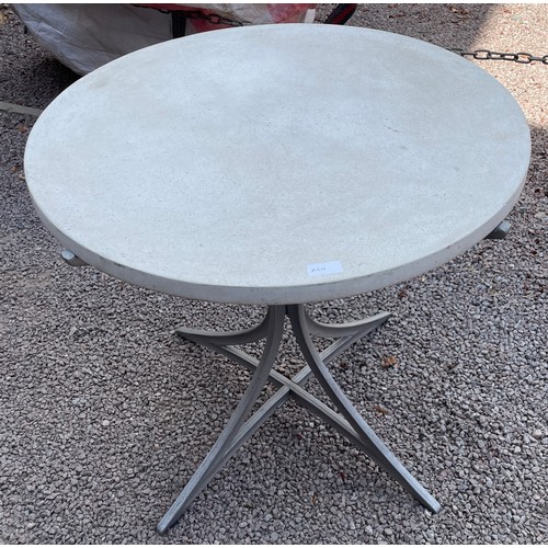 218 - METAL BASED CIRCULAR TOP GARDEN TABLE