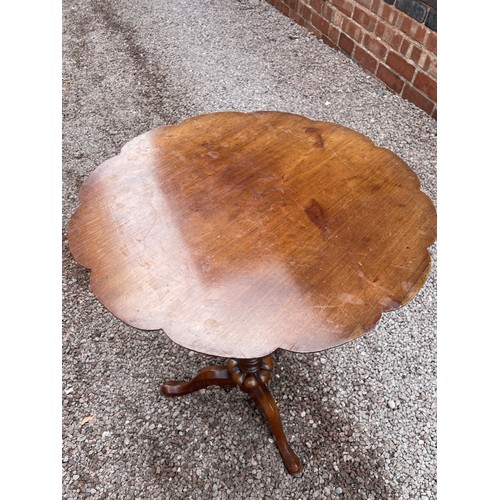 93 - VICTORIAN WALNUT BARLEY TWIST TRIPOD OCCASIONAL TABLE