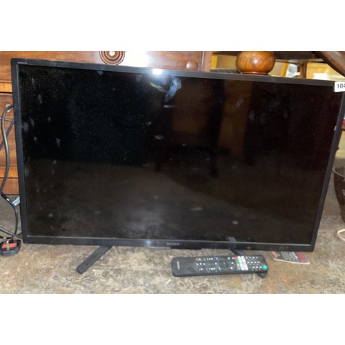 104 - SONY TV WITH REMOTE CONTROL