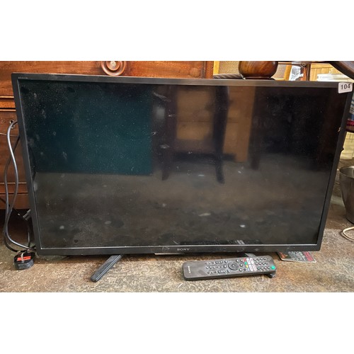 104 - SONY TV WITH REMOTE CONTROL