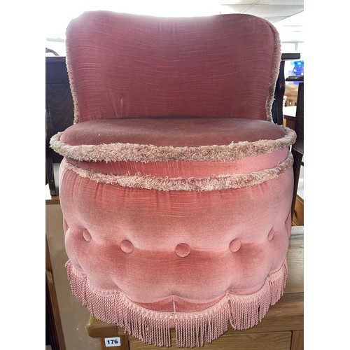 174 - PINK BUTTONED BEDROOM CHAIR