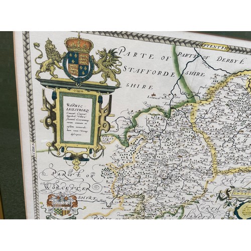 591 - FACSIMILE ANTIQUARIAN MAP OF SAXTONS WARWICKSHIRE & LEICESTERSHIRE FRAMED AND GLAZED