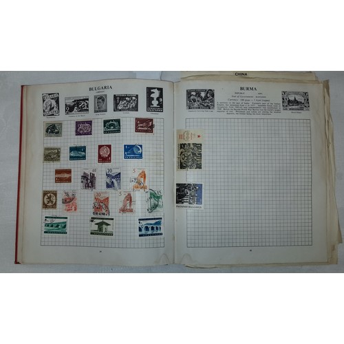 558 - STRAND POSTAGE STAMP ALBUM OF WORLD STAMPS