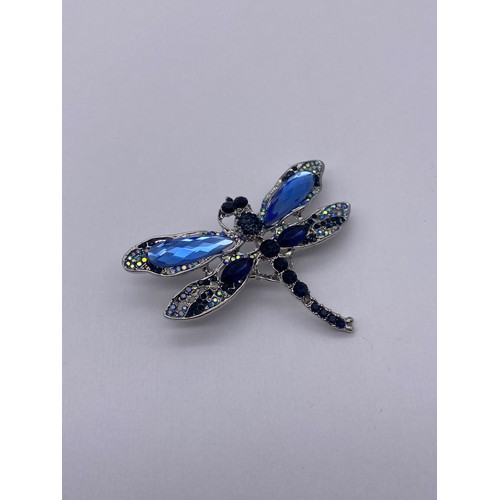 729 - PLATED GLASS BEAD ENCRUSTED PERIWINKLE AND BLUE DRAGONFLY BROOCH