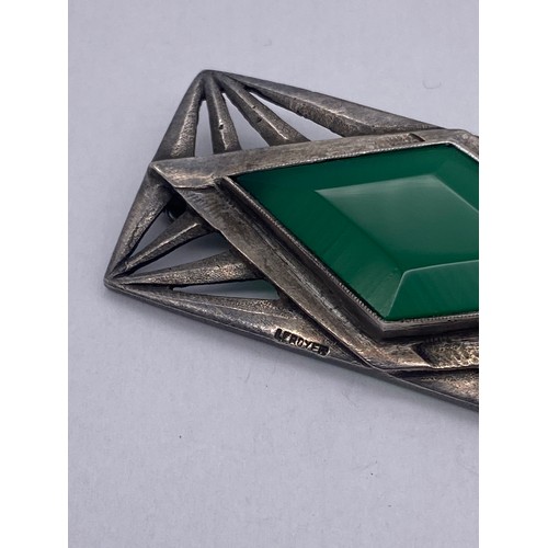 713 - ART DECO INSPIRED LEROYER BASE METAL LOZENGE BAR BROOCH