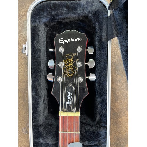 773 - EPIPHONE LES PAUL SPECIAL II ELECTRIC GUITAR IN GATOR FLIGHT CASE