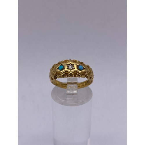 721 - 18CT YELLOW GOLD DIAMOND CHIP AND TURQUOISE CABOCHON RING SIZE N 3G APPROX