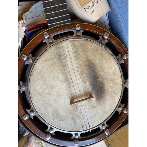 772 - NEW WINDSOR PATENT ZITHER BANJO IN CASE