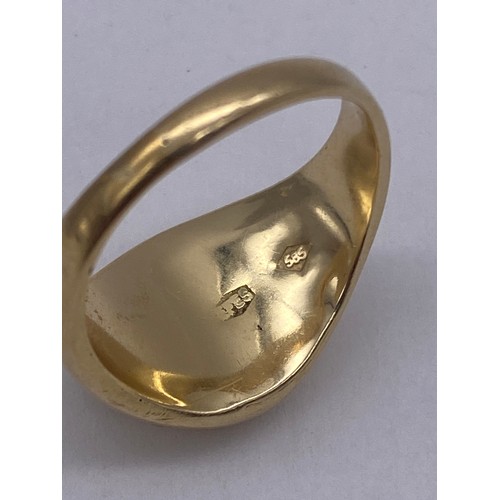 750 - STAMPED 585 SIGNET RING WITH DIAMOND CHIP TO PLATEAU SIZE X 11G APPROX