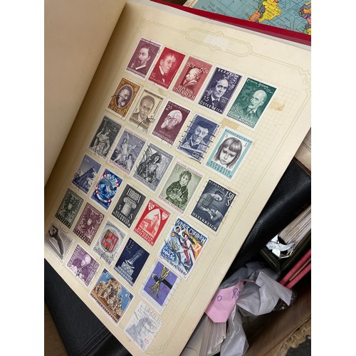 682 - LARGE BOX OF VARIOUS STAMP ALBUMS OF VARIOUS COUNTRIES INCLUDING AUSTRIA, INDIA, BELGIUM ETC.