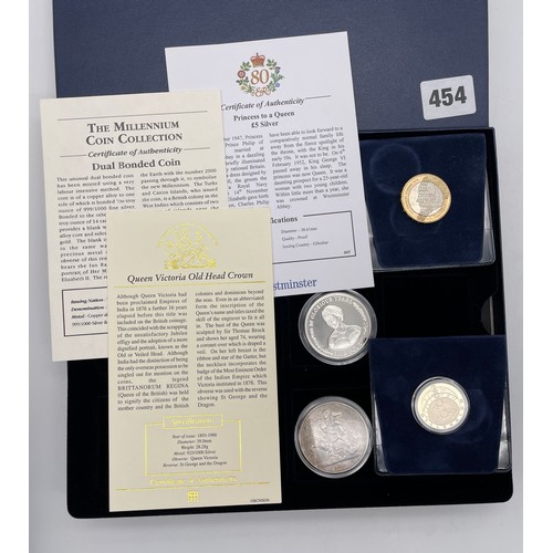 454 - TURKS AND CAICOS PROOF QUEEN ELIZABETH II DUAL BONDED COIN, QUEEN VICTORIA SILVER CROWN, GIBRALTAR 2... 