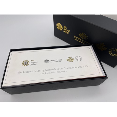 424 - ROYAL MINT THE LONGEST REIGNING MONARCH OF THE COMMONWEALTH 2015 ROYAL SILVER COIN COLLECTION