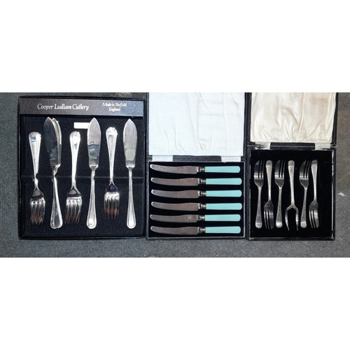 234 - 44 PIECE COOPER LUDLUM SILVER PLATED CANTEEN OF CUTLERY PLUS BOXED PASTRY FORKS, BUTTER KNIVES, AND ... 