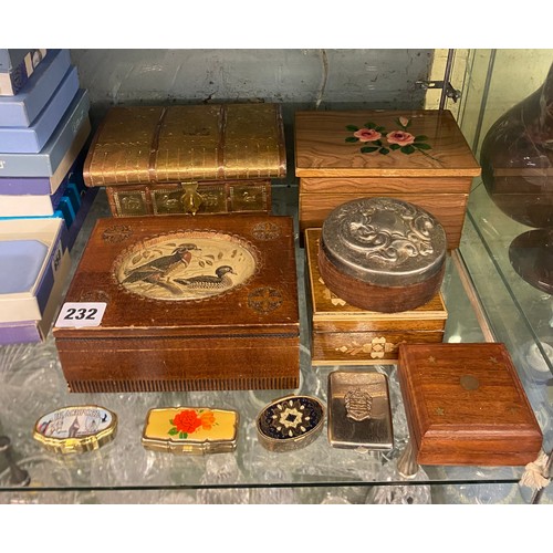 232 - SELECTION OF DECORATIVE WOODEN BOXES AND CASKETS, PILL BOXES