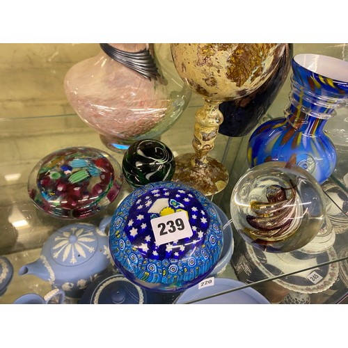 239 - GREEN AVENTURINE BALUSTER VASE, GLASS MOTTLED GOBLET, PAPER WEIGHTS, AND VASE