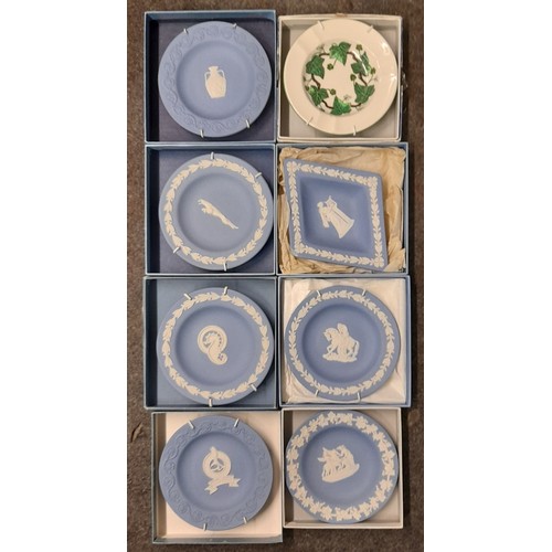 218 - SELECTION OF BOXED WEDGWOOD JASPER WARE PIN DISHES AND OBLONG TRAYS