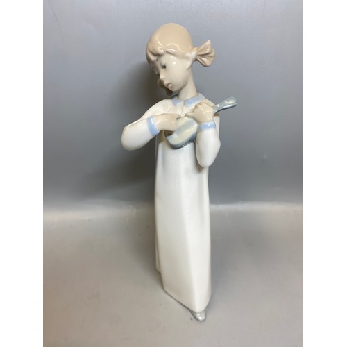 228 - FOUR LLADRO FIGURES OF BEDTIME CHILDREN AND A TRIO OF GEESE