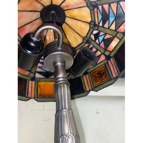 278 - REPRODUCTION TIFFANY INSPIRED TABLE LAMP WITH STAINED GLASS SHADE A/F