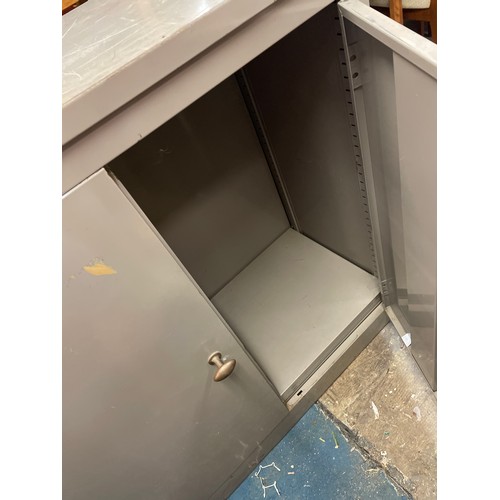 16A - METAL FIlING CABINET