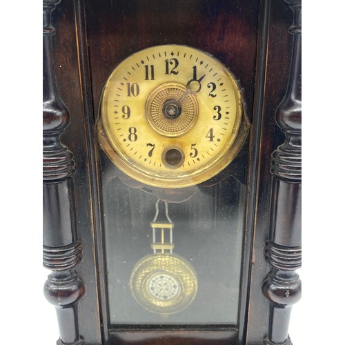 269 - VICTORIAN PENDULUM MANTEL CLOCK