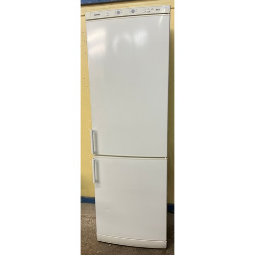 59 - SIEMANS FRIDGE FREEZER