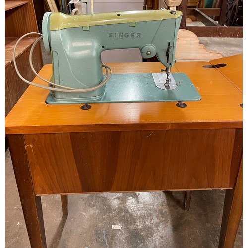 194 - WALNUT CASED TABLE SEWING MACHINE