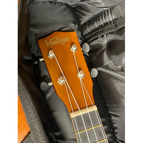 40 - GATOR NYLON CASED VINTAGE FOUR STRING UKULELE