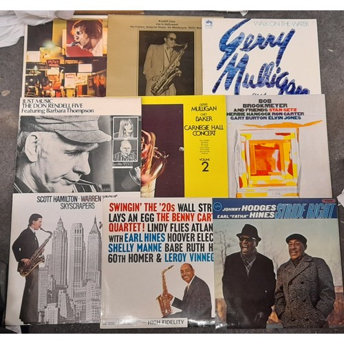 332 - VINYL AND JAZZ LPS, SAXOPHONISTS, CHARLIE PARKER, COLEMAN HAWKINS, ART PEPPER, SONY ROLLINS AND OTHE... 