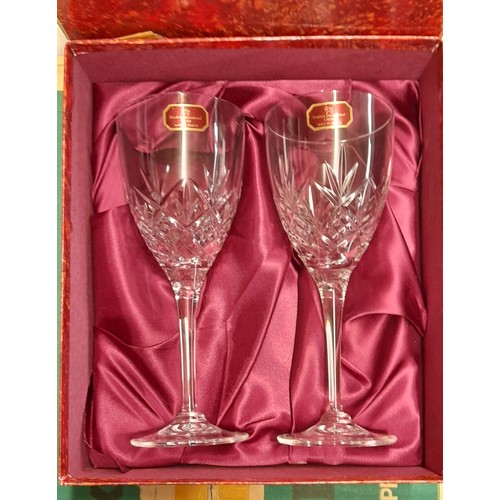 370 - BOX - VARIOUS DRINKING GLASSES AND PAIR OF DOULTON CRYSTAL WINE GLASSES