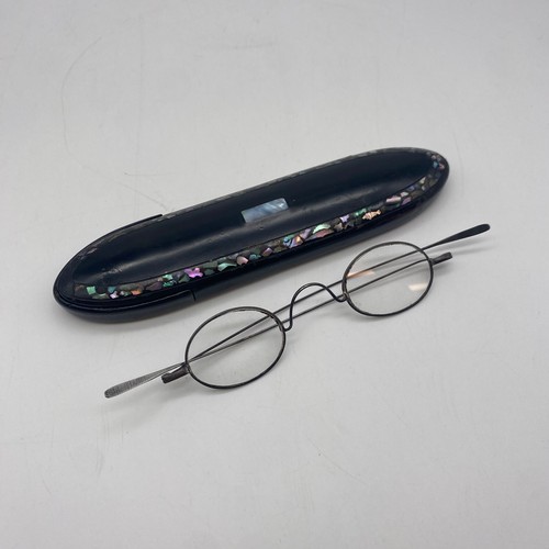 508 - STEEL FRAMED SPECTACLES IN PAPIER MACHE MOTHER OF PEARL INLAID CASES AND A SIMILAR CASE