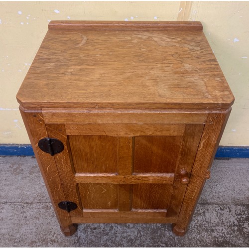 167 - ROBERT THOMPSON MOUSEMAN OAK PANEL DOOR BEDSIDE CUPBOARD