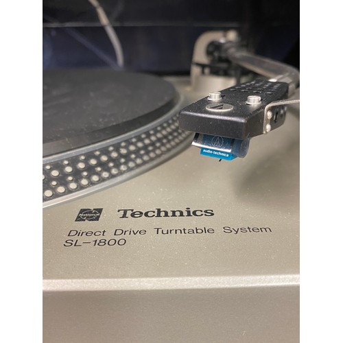 17 - TECHNICS DIRECT DRIVE TURN TABLE