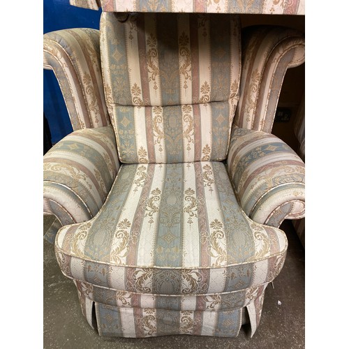 35 - GOOD QUALITY REGENCY STRIPED ACANTHUS LEAF TWO SEATER SOFA AND PAIR OF ARMCHAIRS