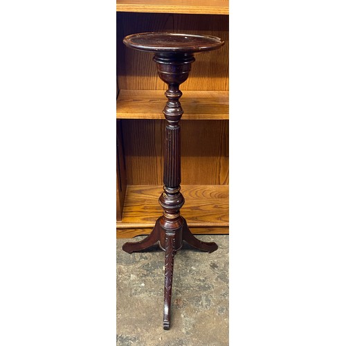 76 - REPRODUCTION FLUTED AND TURNED TRIPOD TORCHERE STAND