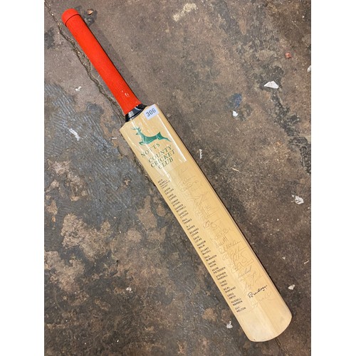 306 - CRICKET BAT FOR NOTTS COUNTY CRICKET CLUB WITH AUTOGRAPGH SIGNIATURES OF SQUAD